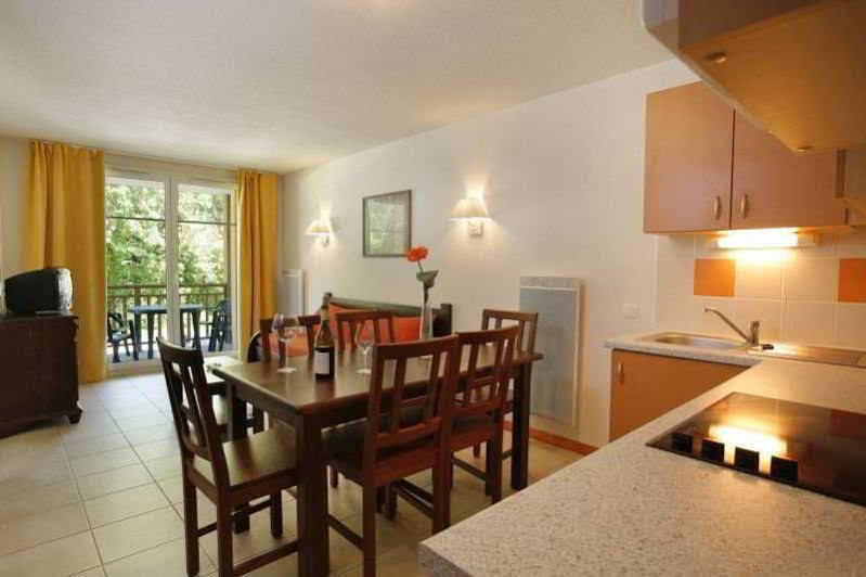 ليفيرنوا Residence Vtf Les Allees Du Green المظهر الخارجي الصورة
